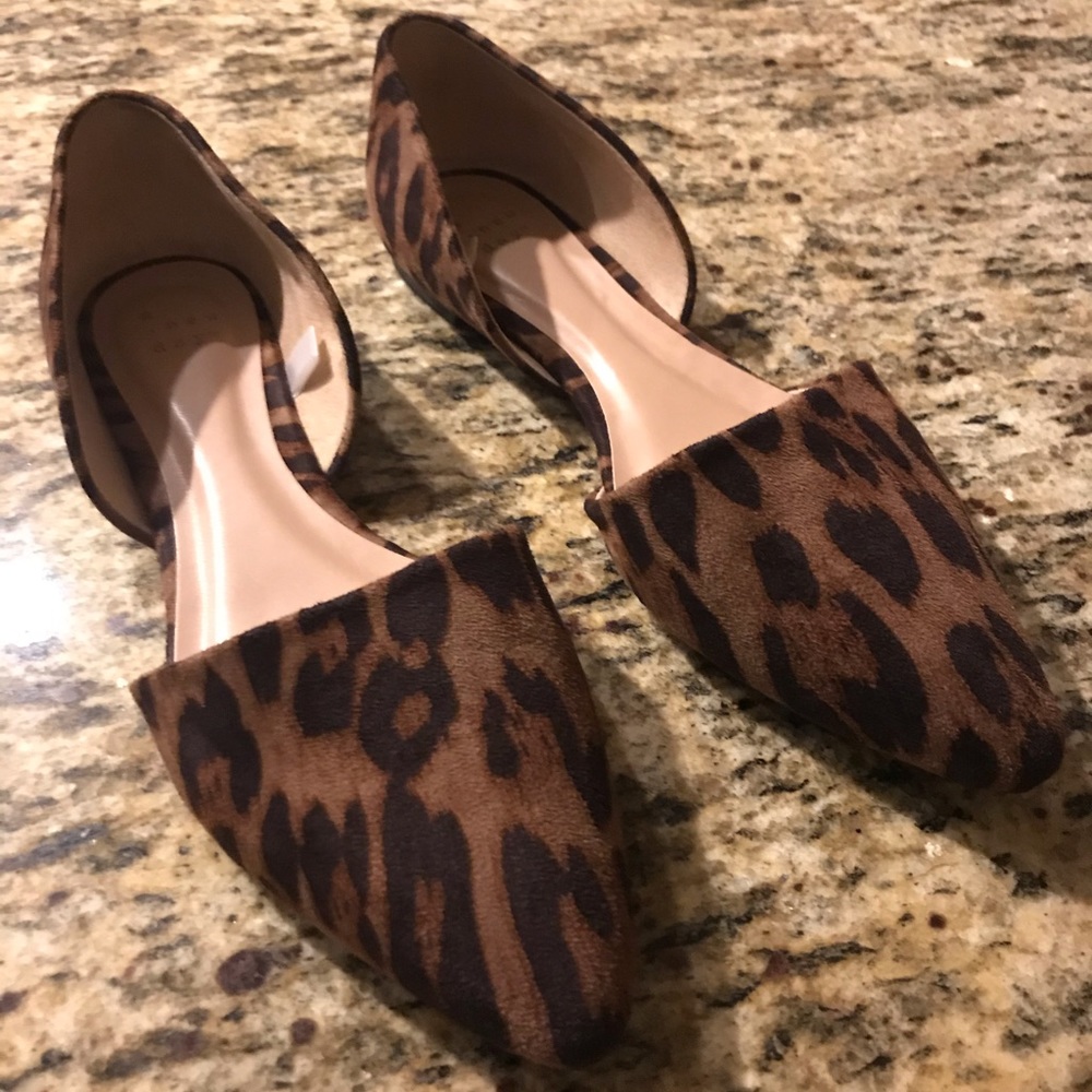 Leopard print flats, size 9